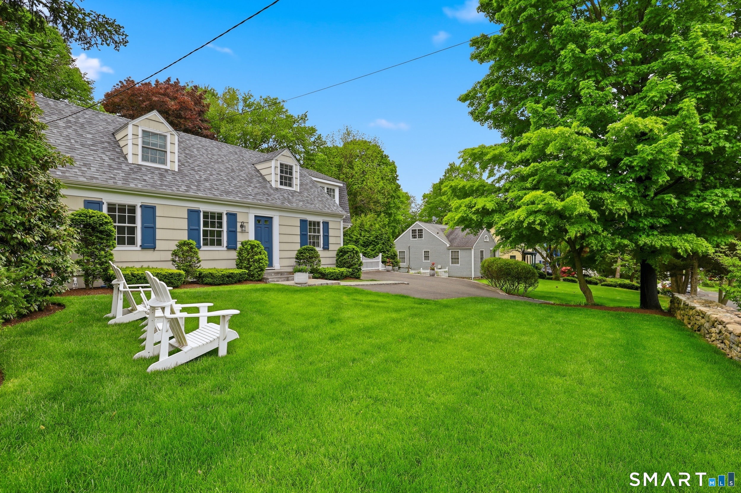 182 Hollow Tree Ridge Road