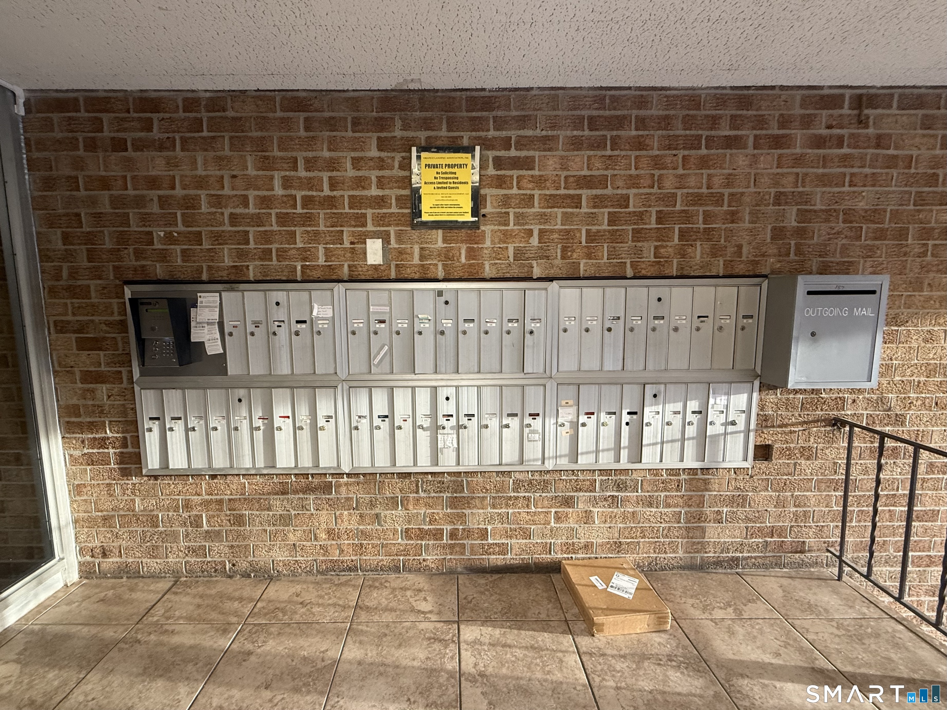 157 Bull Hill Lane APT 102