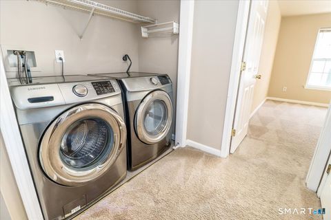 Tiny photo for 2004 Eaton Court #2004, Danbury, CT 06811 (MLS # 24151974)