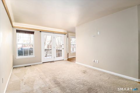 Tiny photo for 2004 Eaton Court #2004, Danbury, CT 06811 (MLS # 24151974)