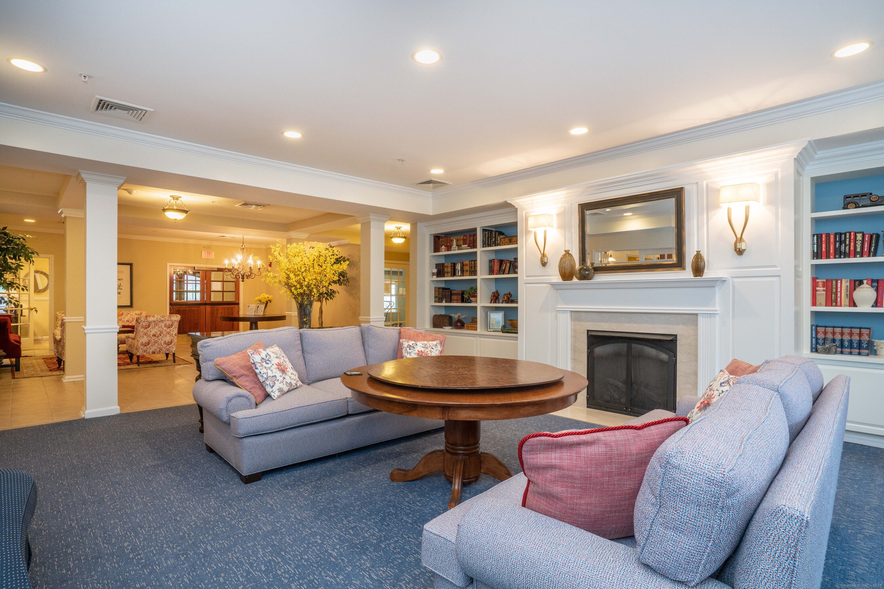 1 West Street 206