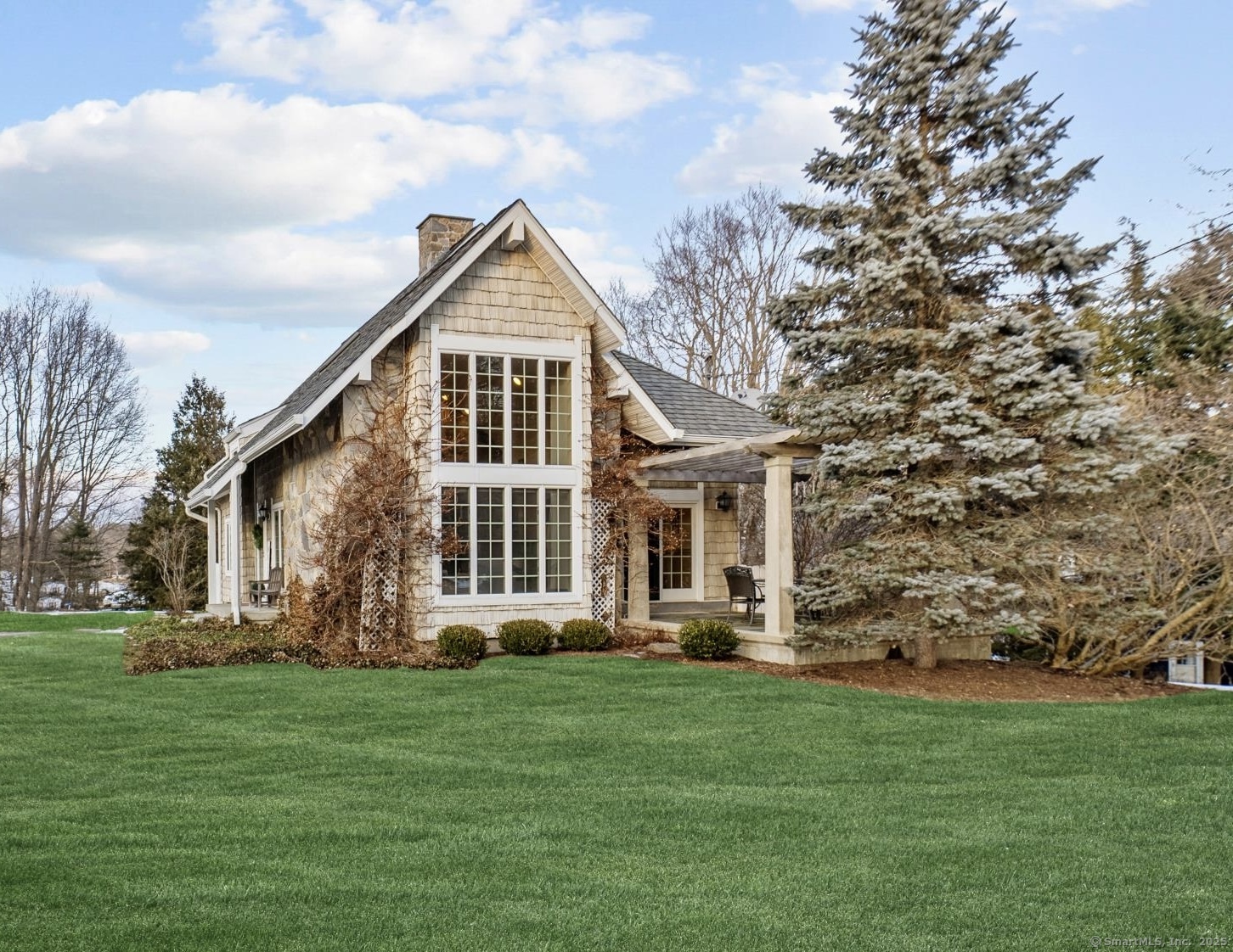 32 Meeks Point Road, East Hampton, Connecticut image 1