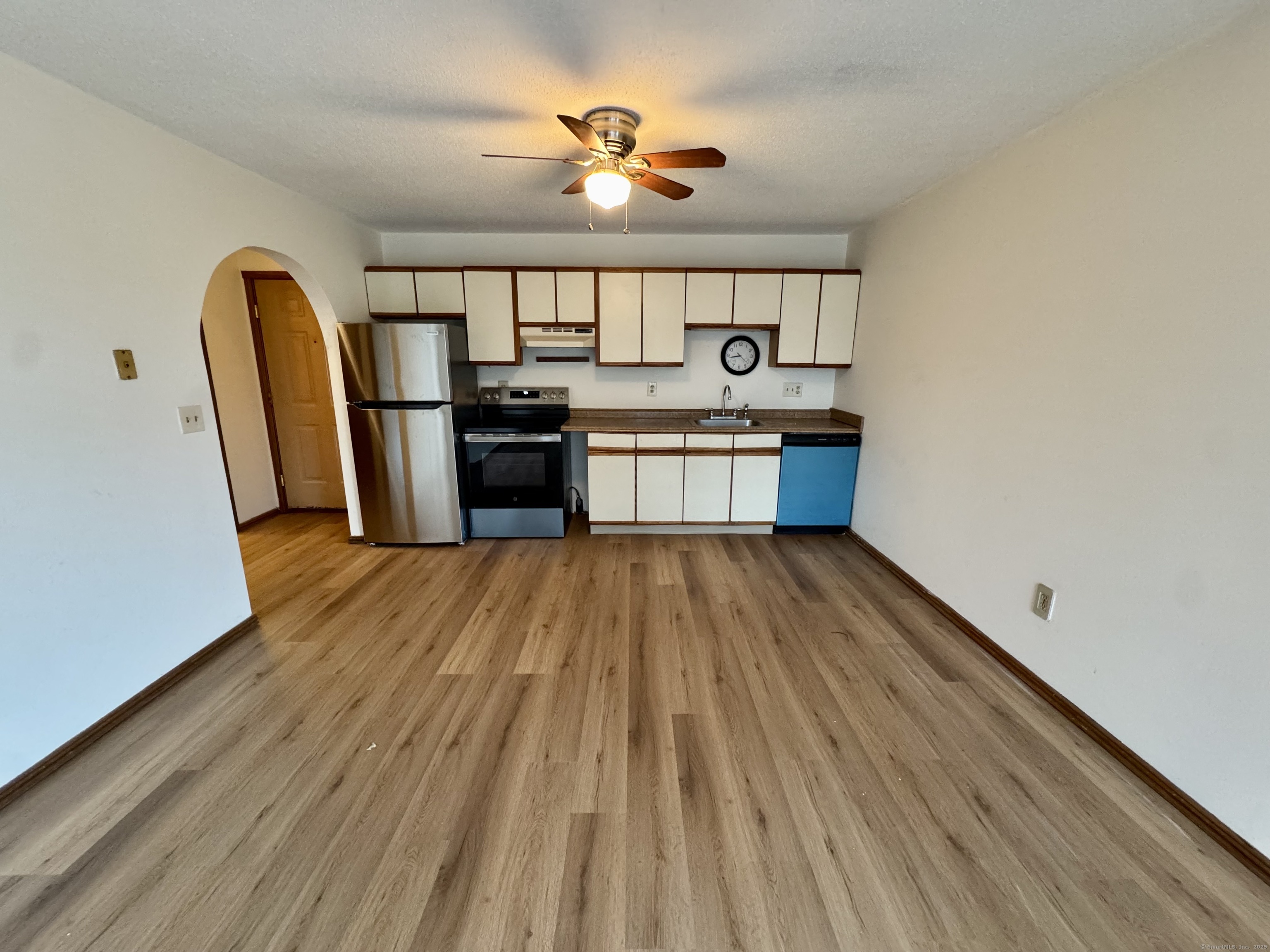 24 West Road APT 2
