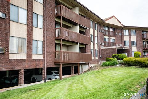 Tiny photo for 2217 Cromwell Hills Drive #2217, Cromwell, CT 06416 (MLS # 24176156)