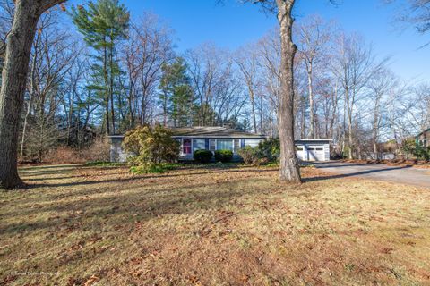 12 Beech Street Woodstock CT 06281