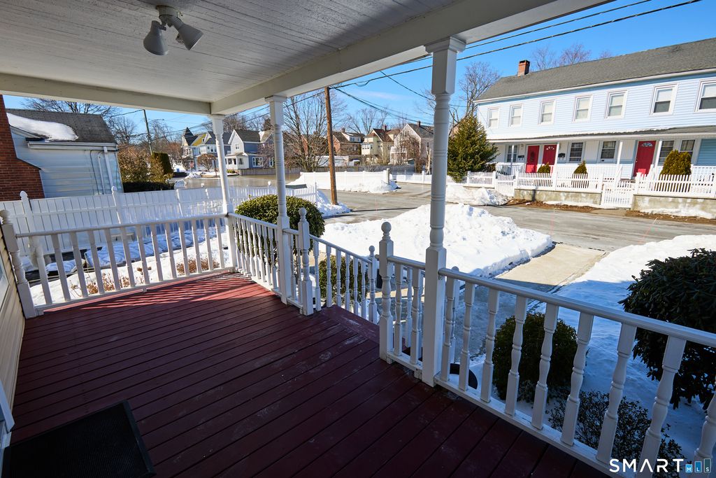 Photo of 35 Querida Street, Bridgeport, CT 06604 (MLS # 24153366)