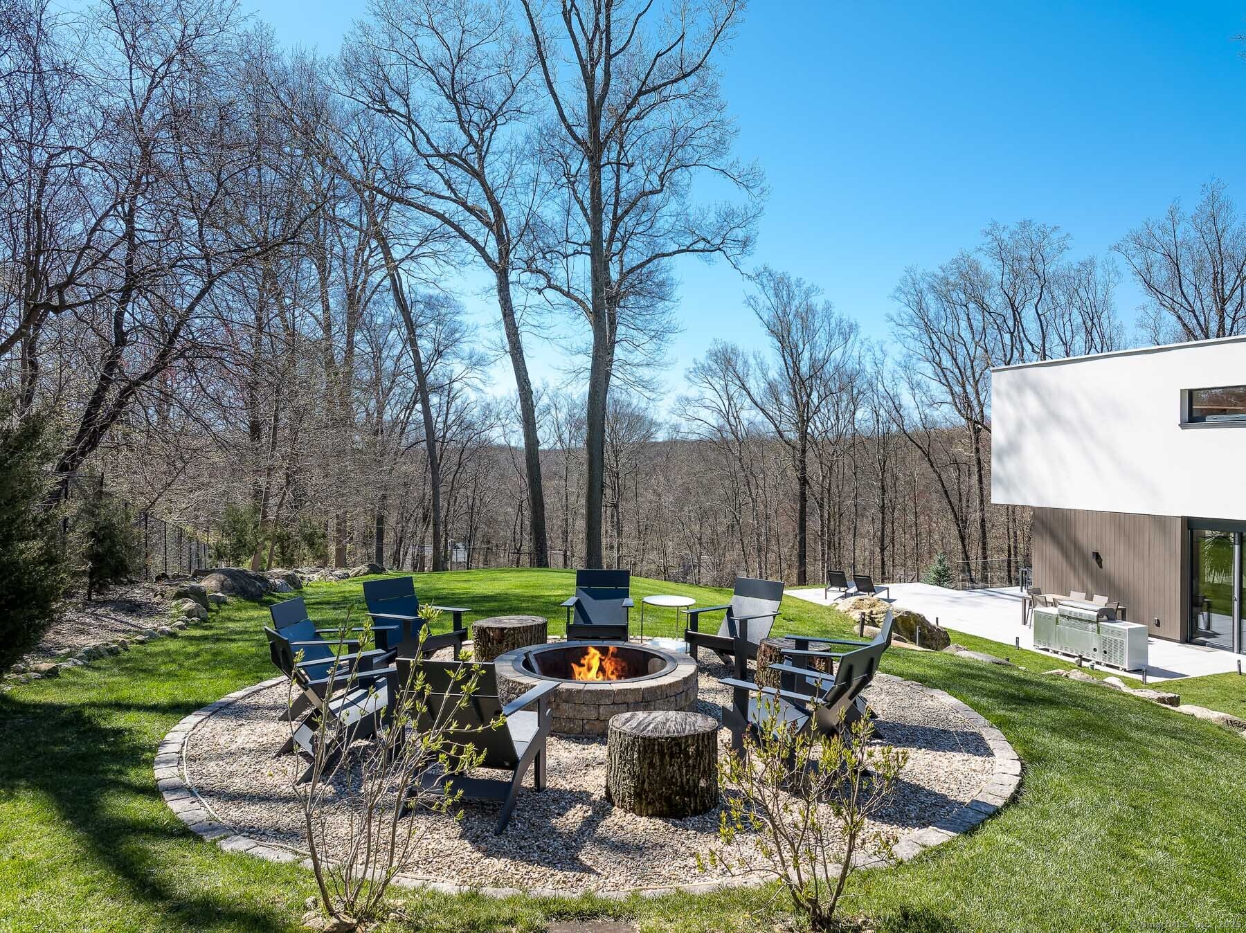 75 Campbell Drive, Stamford, Connecticut image 5