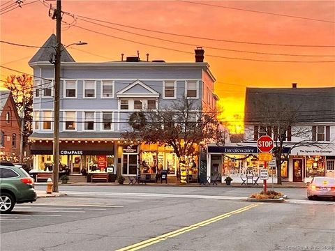 89 Whitfield Street Guilford CT 06437