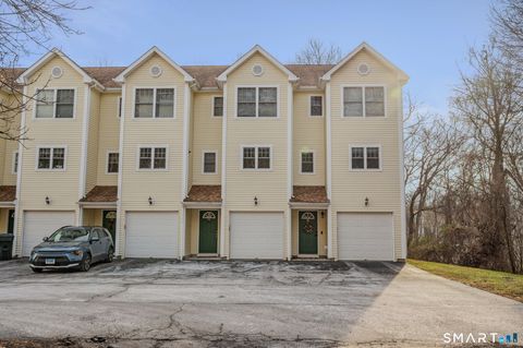 Photo of 527 W Thames Street #78, Norwich, CT 06360 (MLS # 24144547)