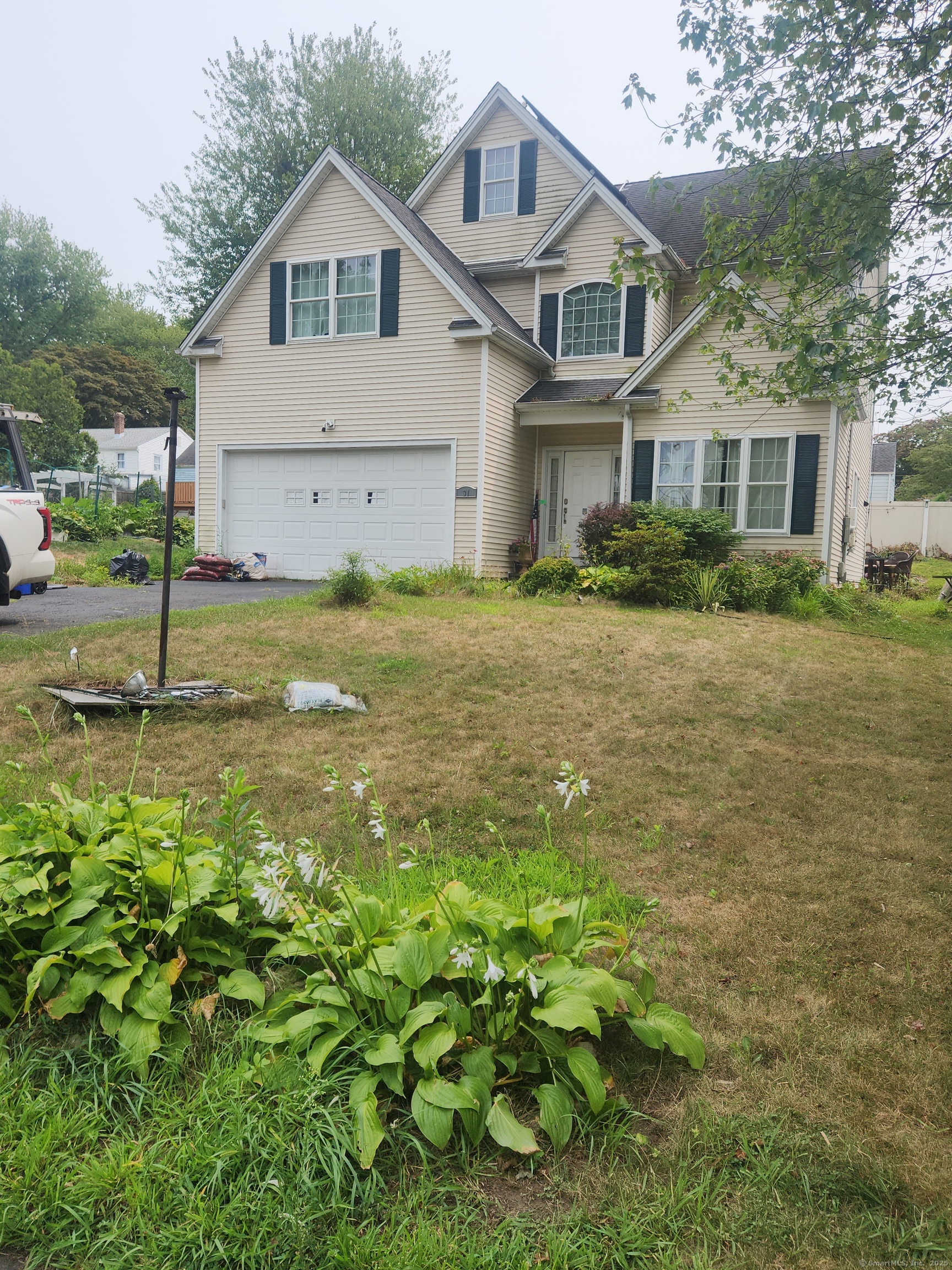 31 June Avenue