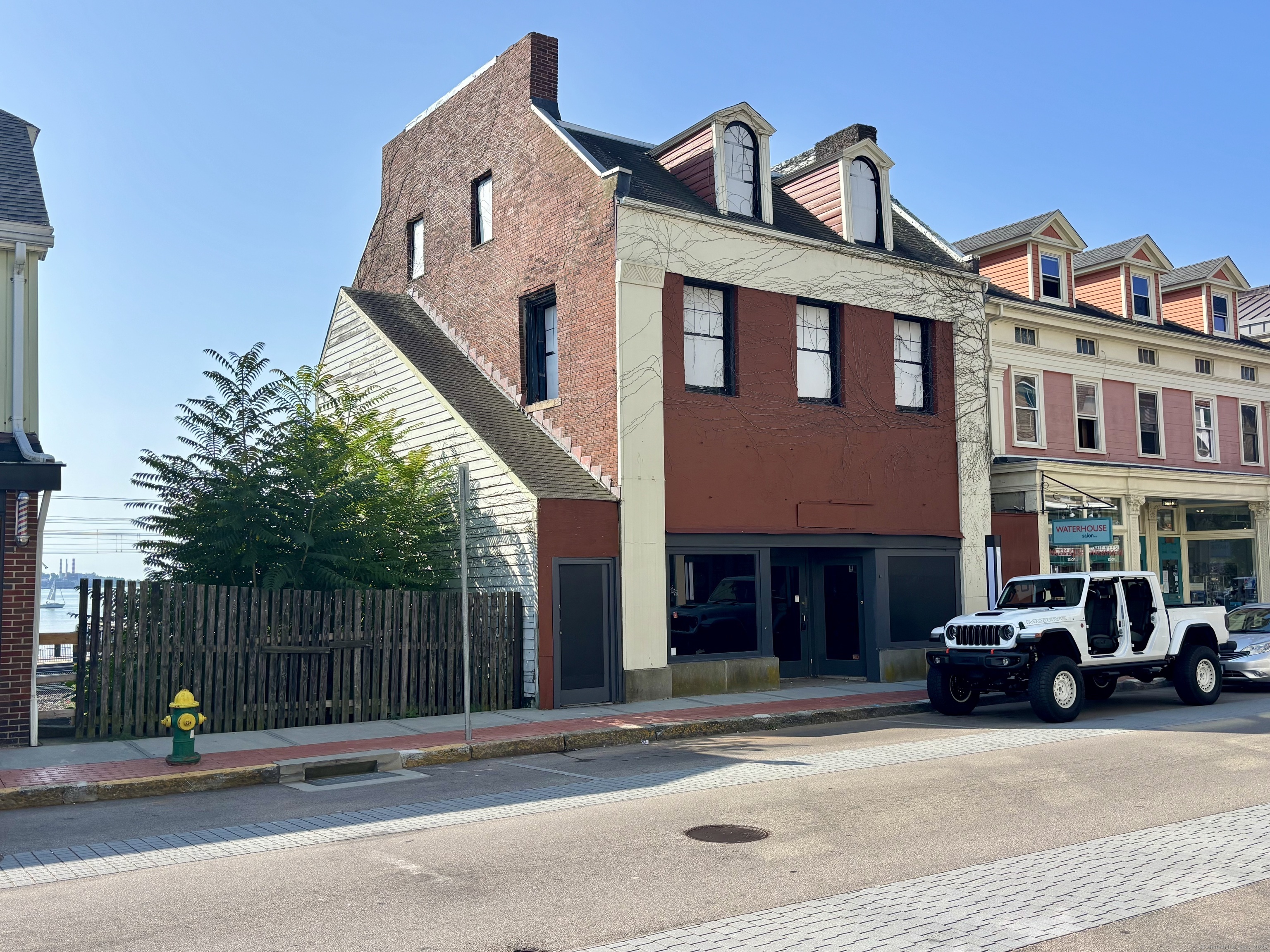 130 Bank Street
