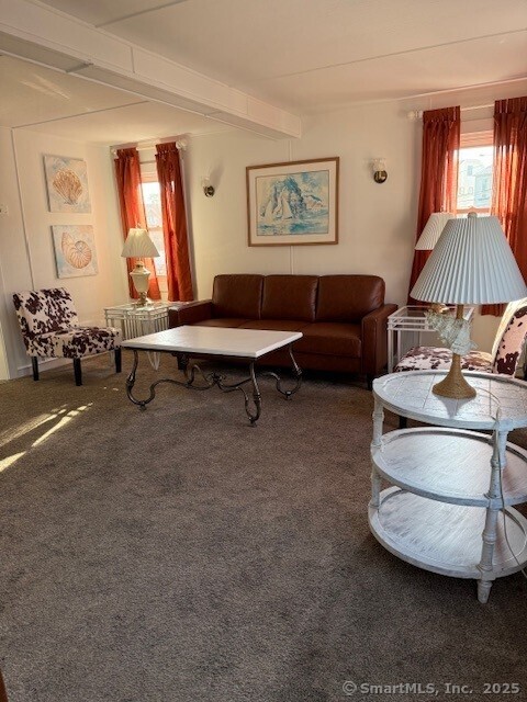 2142 Fairfield Beach Road