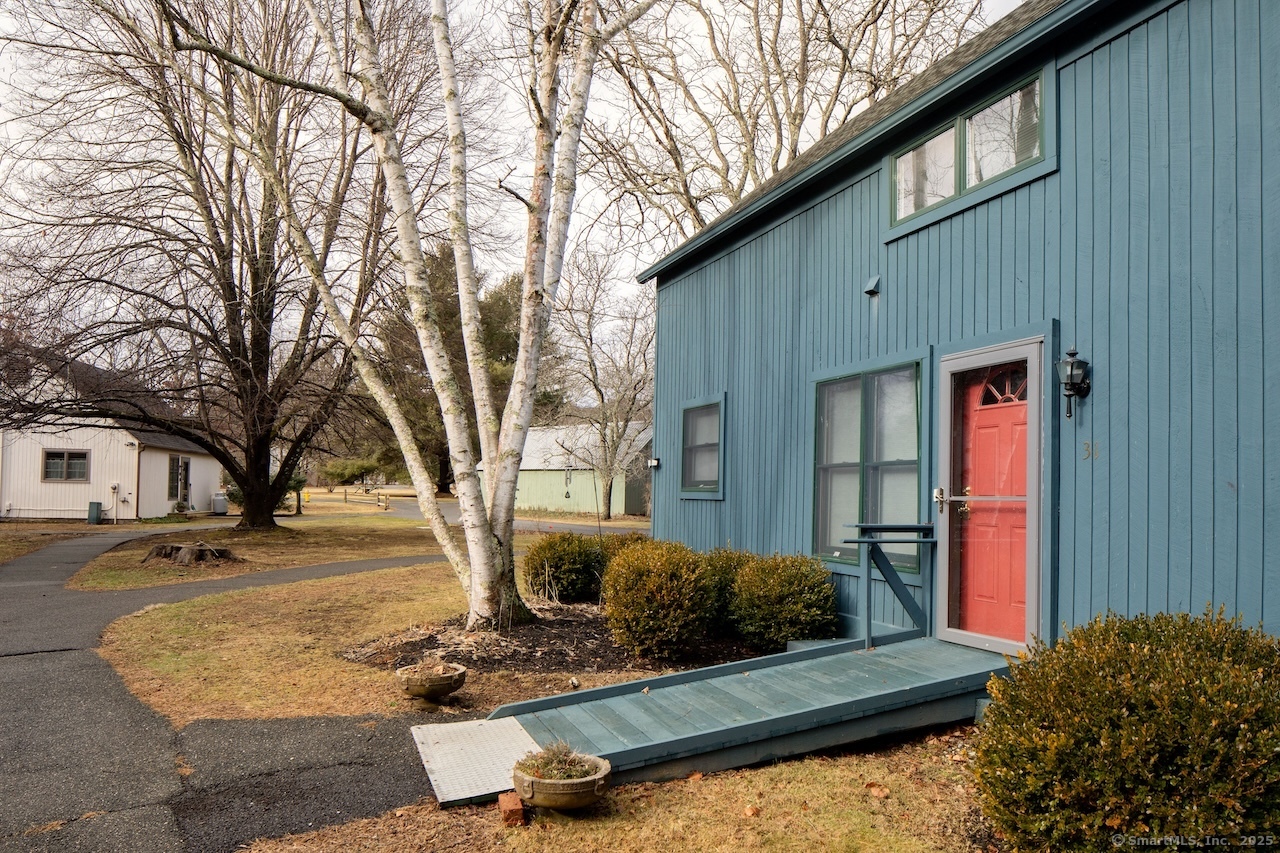 31 Fowler Street, Salisbury, Connecticut image 17