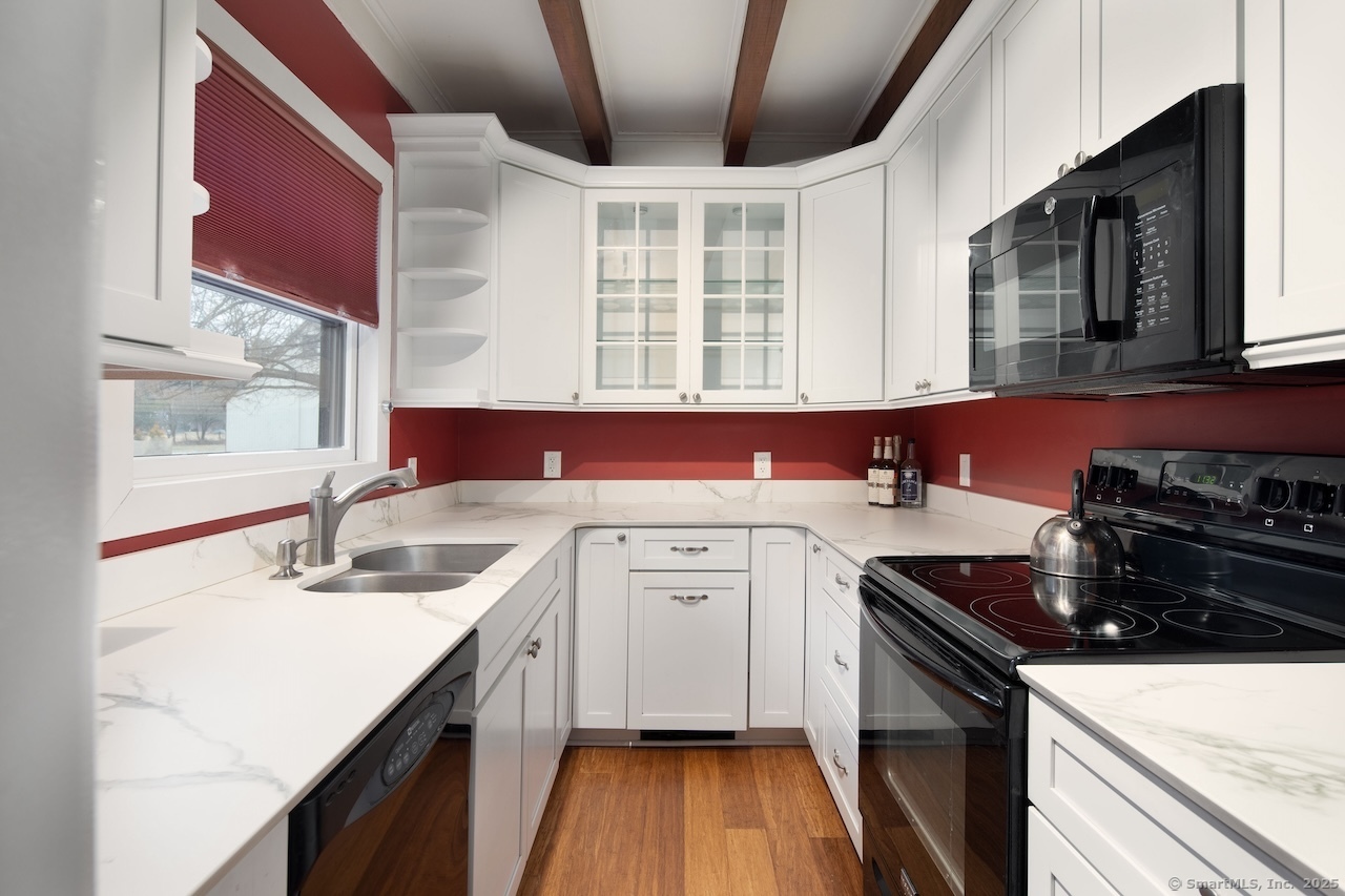 31 Fowler Street, Salisbury, Connecticut image 7