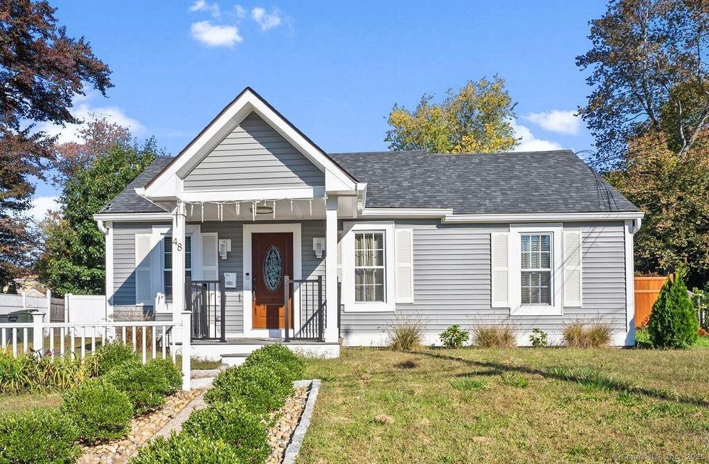 Photo of 48 Suffolk Drive, East Hartford, CT 06118 (MLS # 24132744)