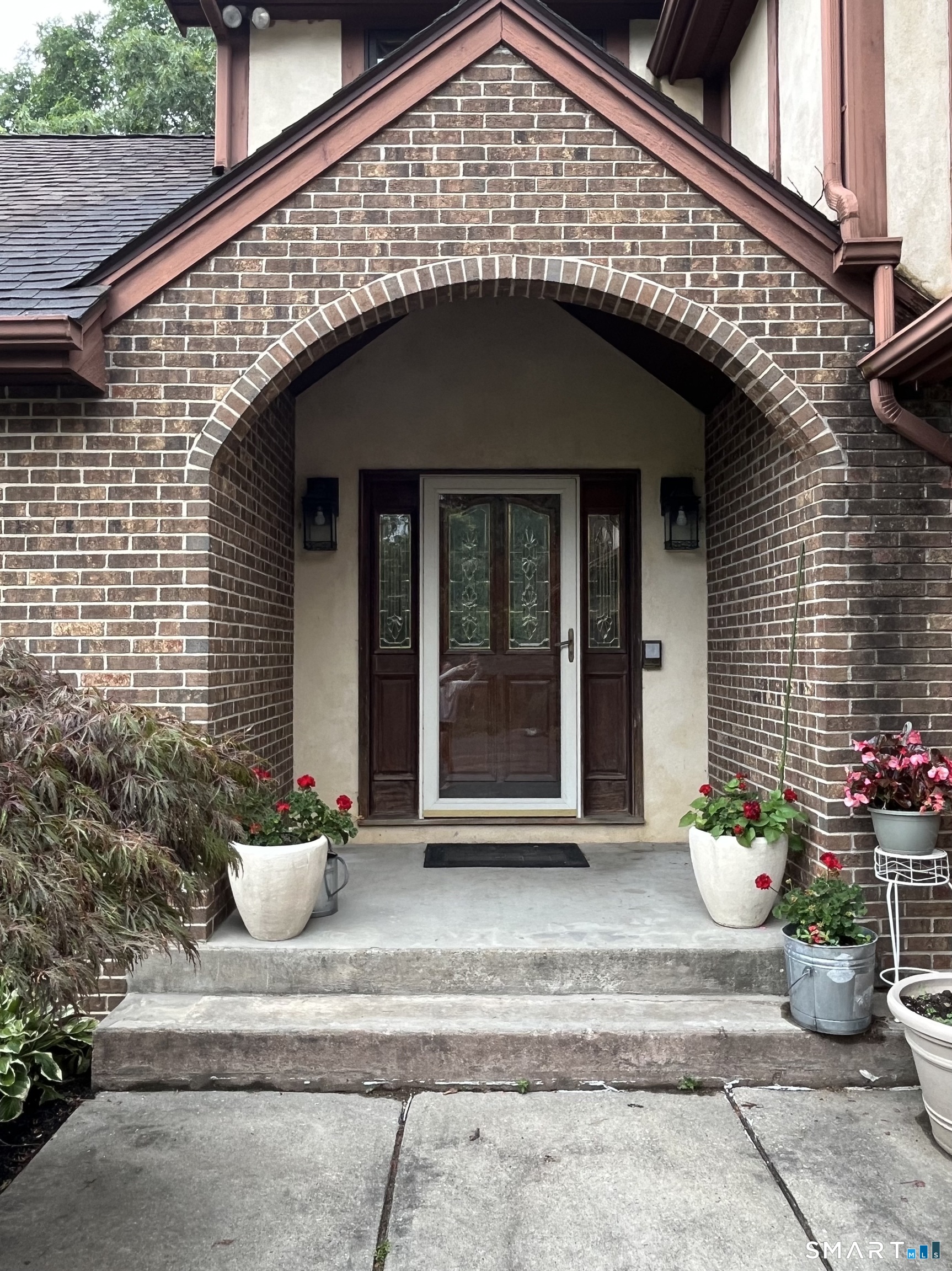 37 Valerie Drive
