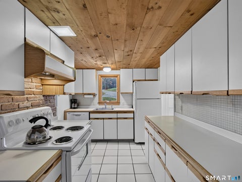Tiny photo for 34 Ridgewood Road, Old Lyme, CT 06371 (MLS # 24214841)