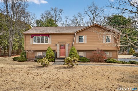 Photo of 99 Dayton Road, Waterford, CT 06385 (MLS # 24160954)