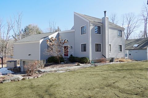 MLS: 24074259