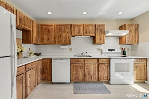 Tiny photo for 16 Bouton Street E #10, Stamford, CT 06907 (MLS # 24187200)