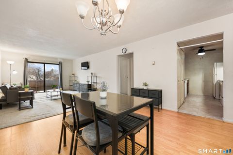 40 California Street B3 Stratford CT 06614