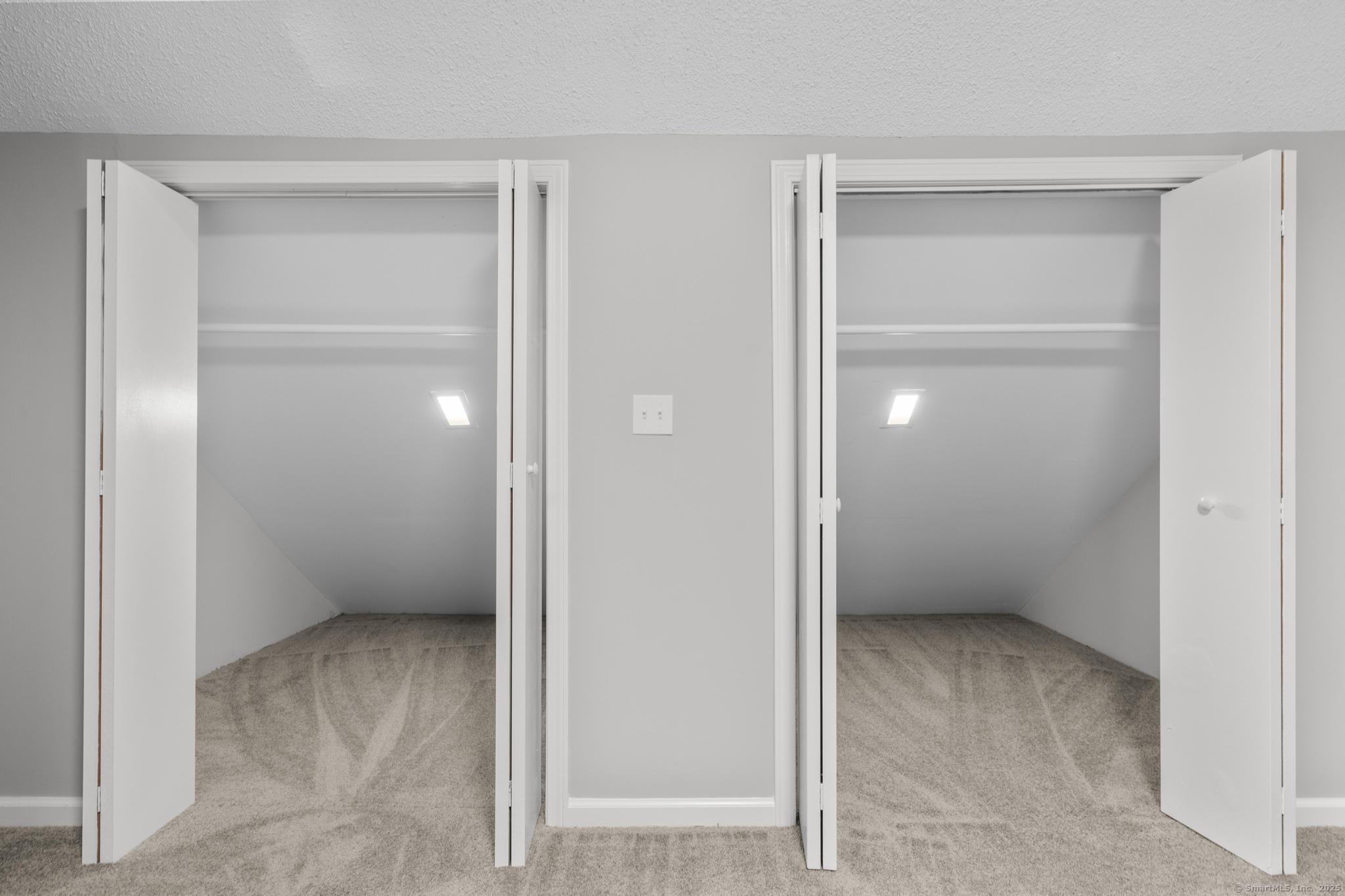 51 Midhill Drive, Hamden, Connecticut image 24