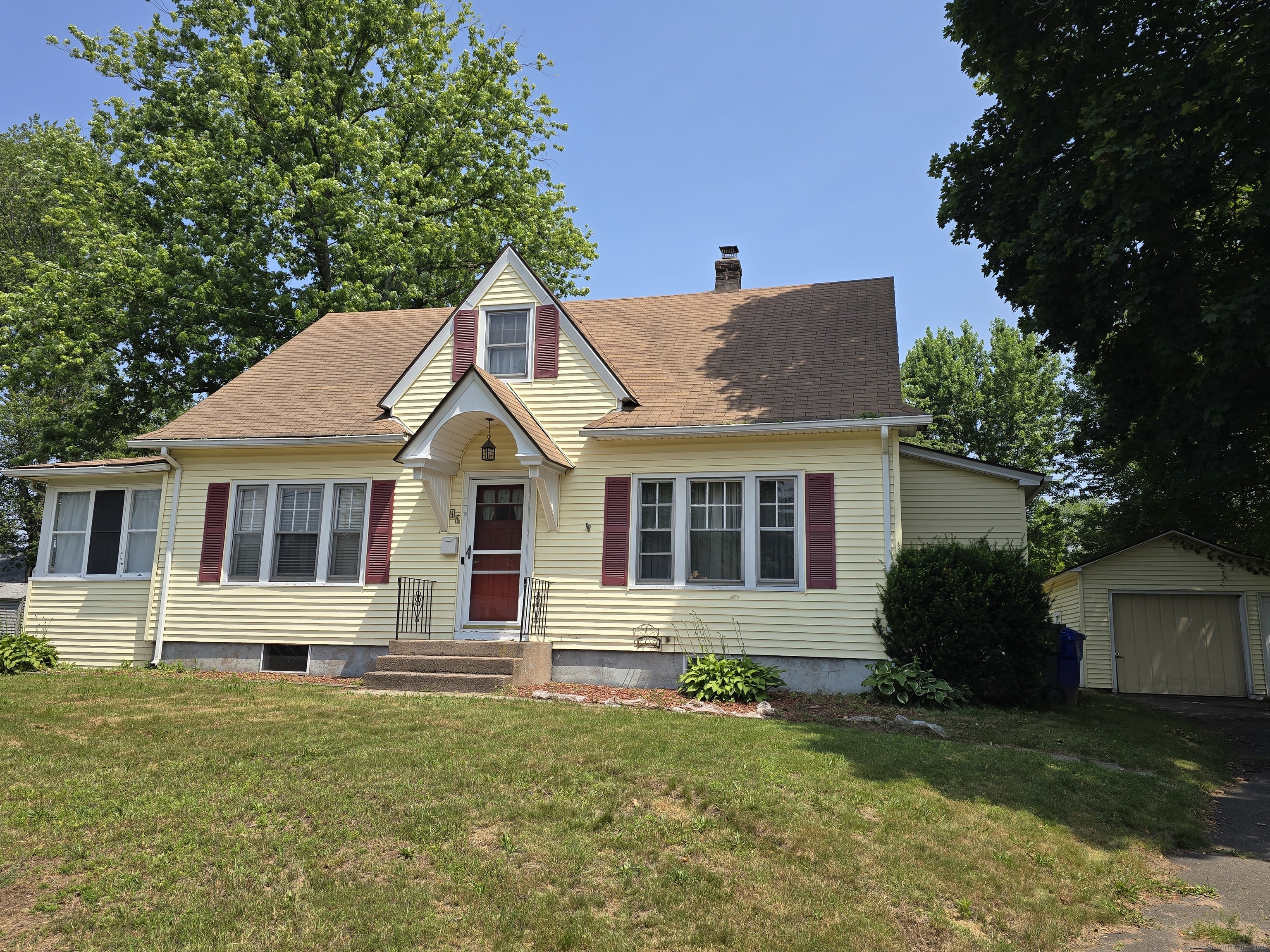 East Hartford, Connecticut 06118, United States, 2 Bedrooms Bedrooms, ,1 BathroomBathrooms,Residential,Active,157236