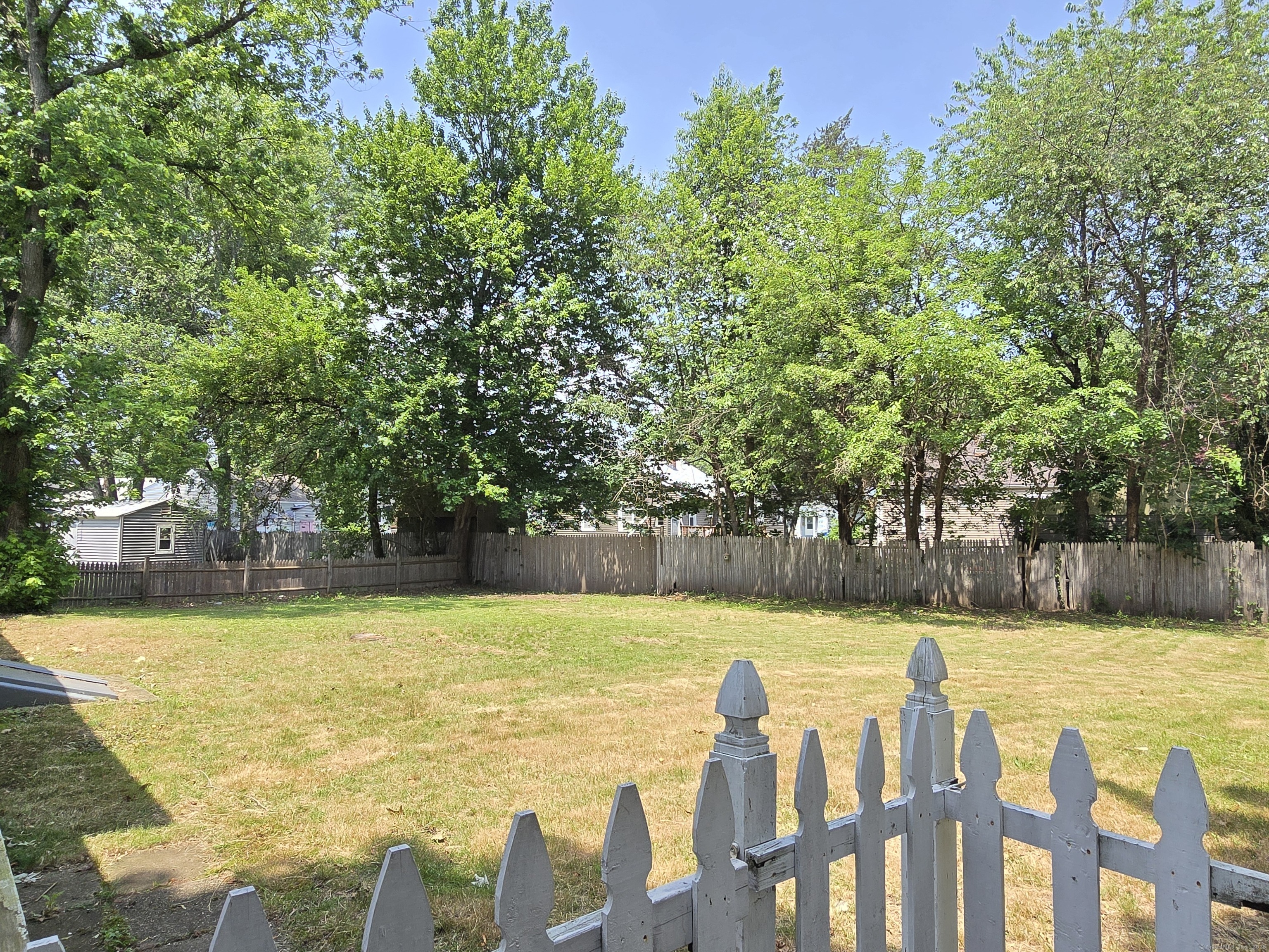 East Hartford, Connecticut 06118, United States, 2 Bedrooms Bedrooms, ,1 BathroomBathrooms,Residential,Active,157236