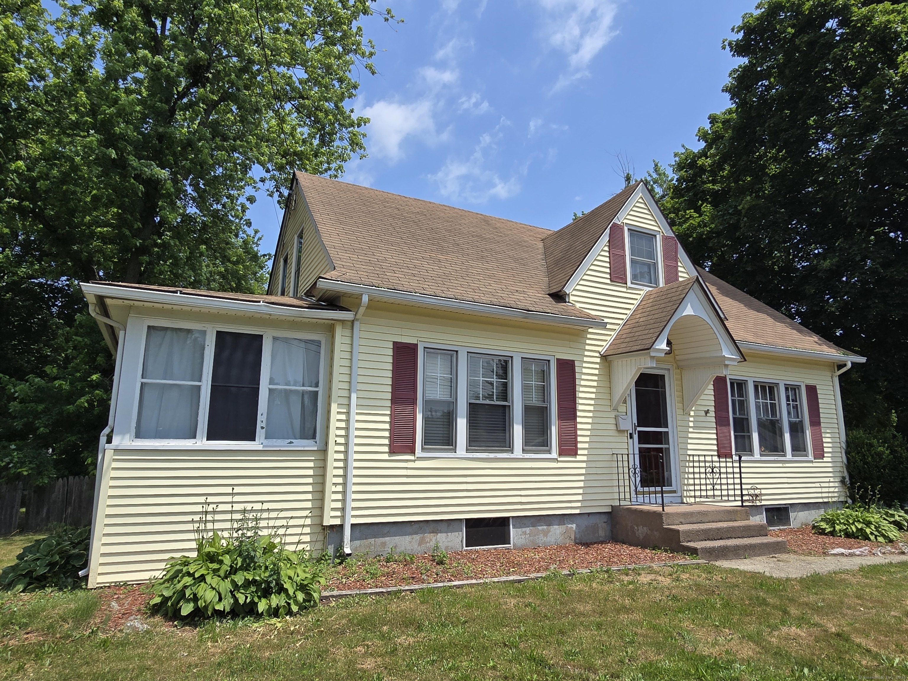 East Hartford, Connecticut 06118, United States, 2 Bedrooms Bedrooms, ,1 BathroomBathrooms,Residential,Active,157236