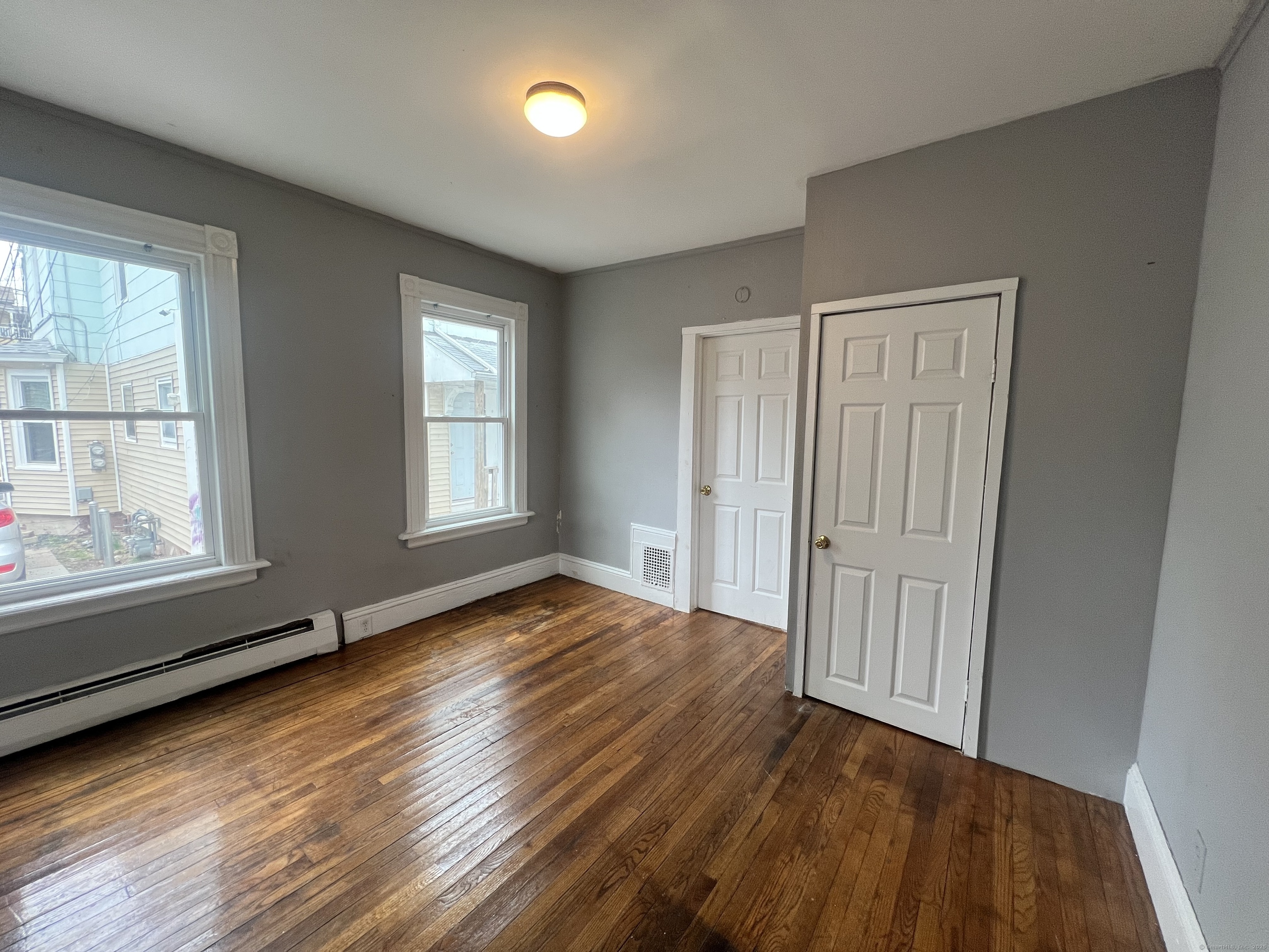 Rental Property at Pleasant Street, New Britain, Connecticut - Bedrooms: 3 
Bathrooms: 1 
Rooms: 6  - $1,450 MO.