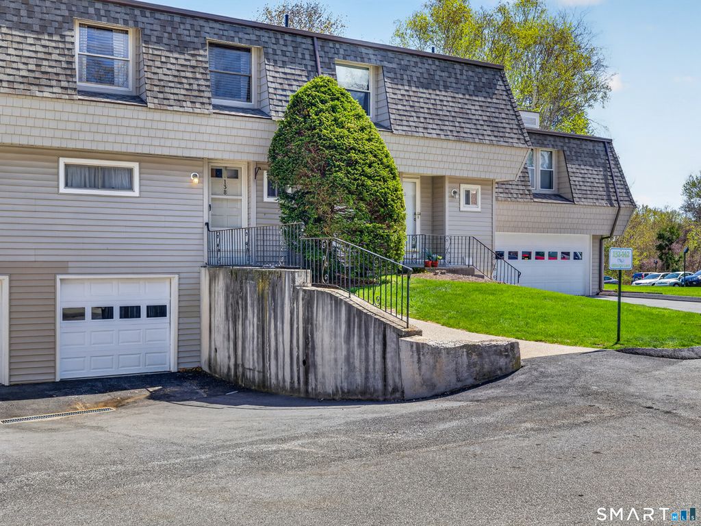 Photo of 138 Sheraton Lane #138, Norwich, CT 06360 (MLS # 24170674)