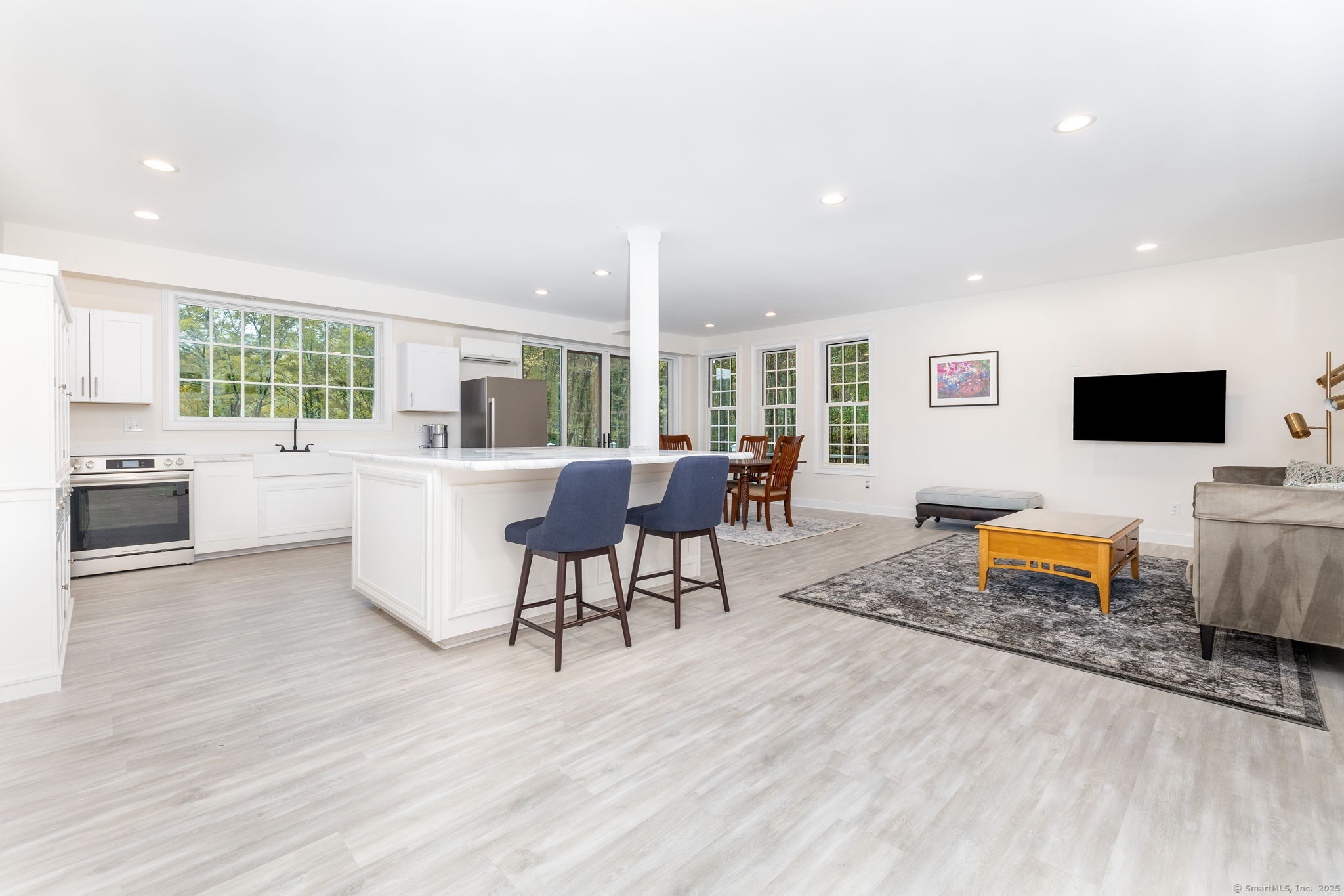 235 White Deer Rocks Road Guest House