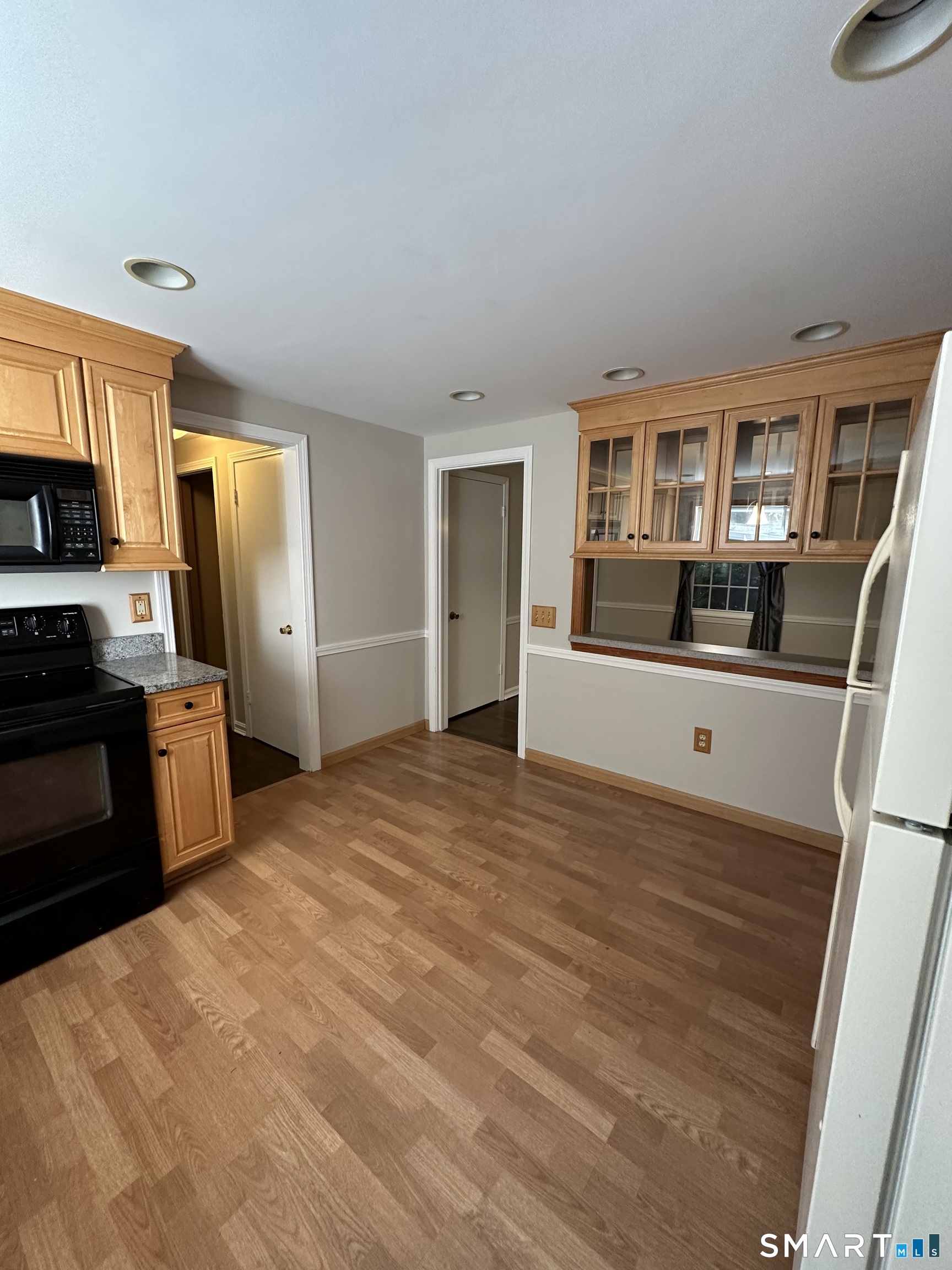 26 South Glenwoods Road