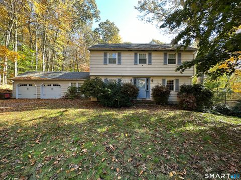 26 South Glenwoods Road Ledyard CT 06335