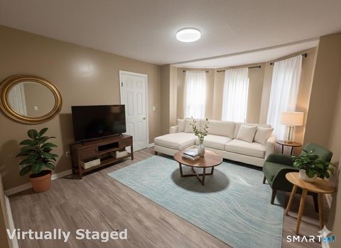 Photo of 63 Seyms Street #3rd Floor, Hartford, CT 06120 (MLS # 24152913)