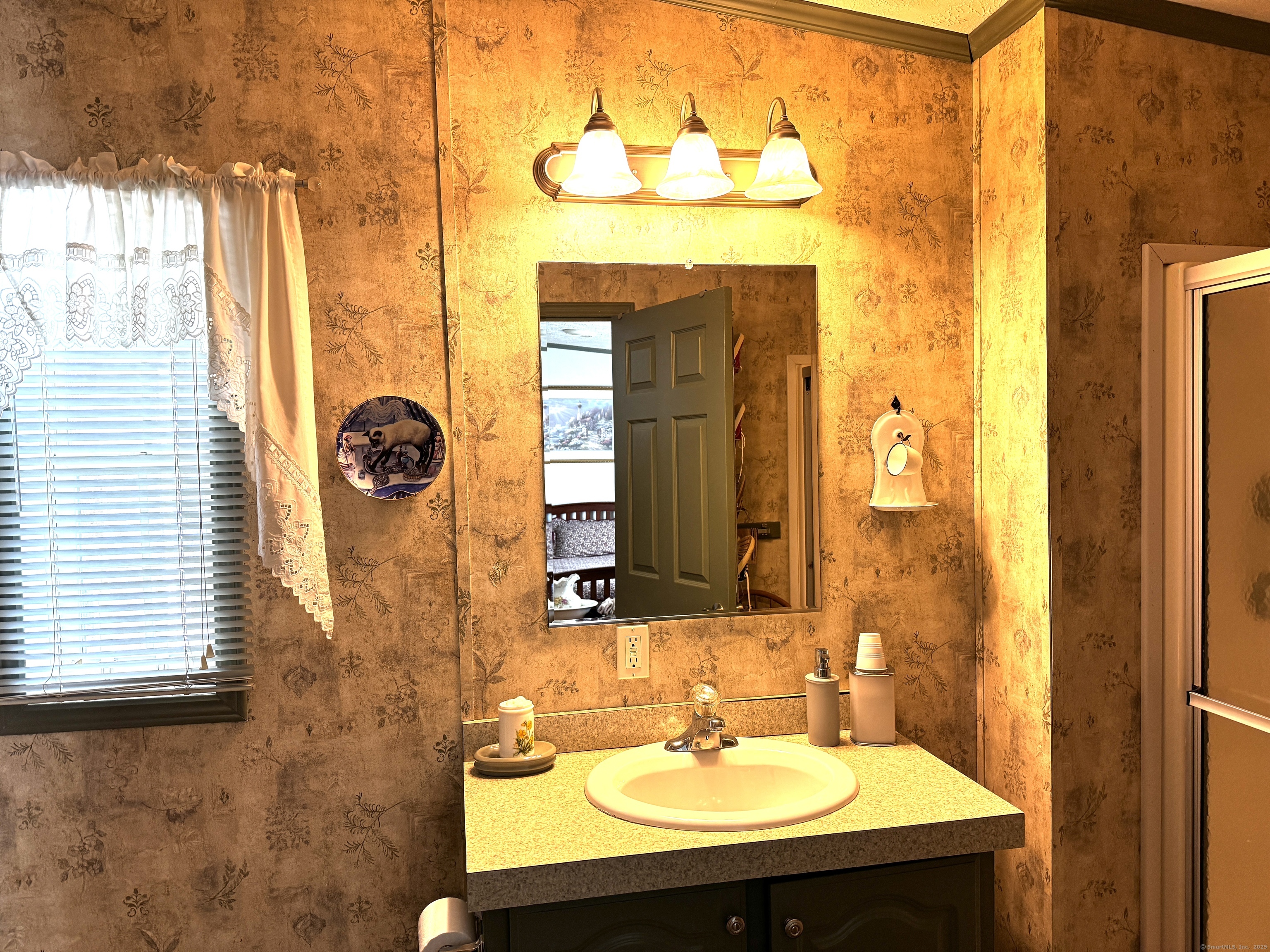 93 Erin Drive, Plainfield, Connecticut image 20