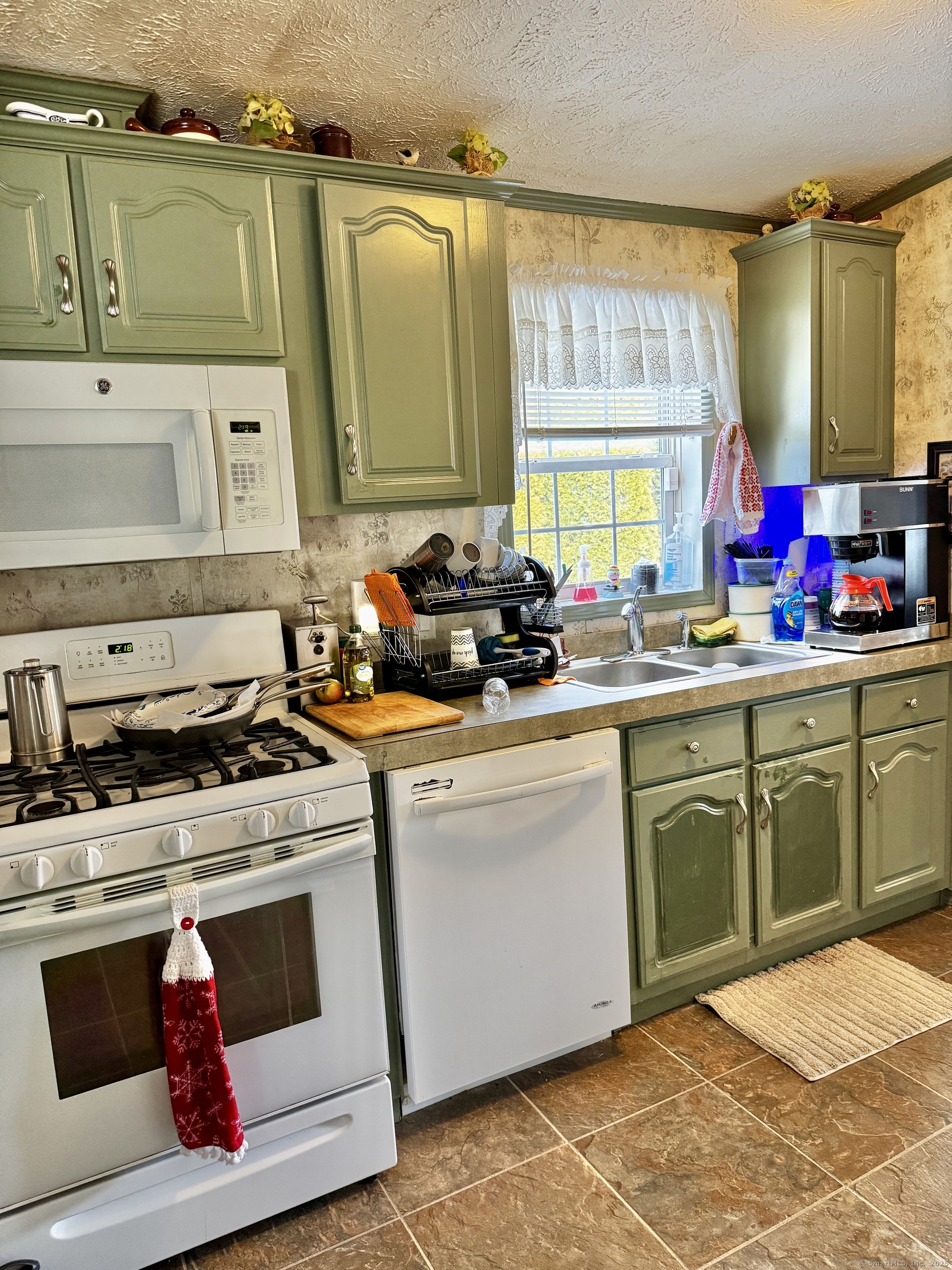93 Erin Drive, Plainfield, Connecticut image 10