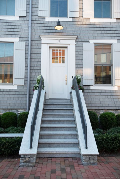42 Forest Street APT 3 New Canaan CT 06840