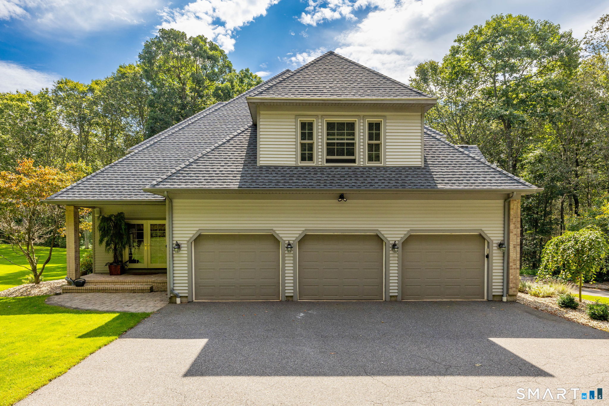 10 Arden Drive