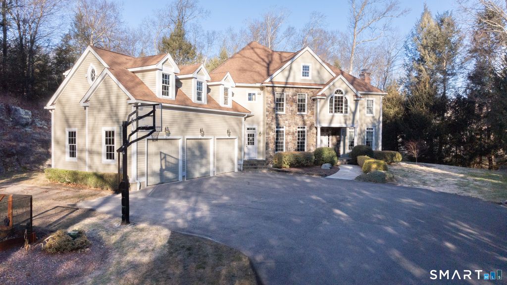 Photo of 140 Lake Ridge Road, Southbury, CT 06488 (MLS # 24143788)