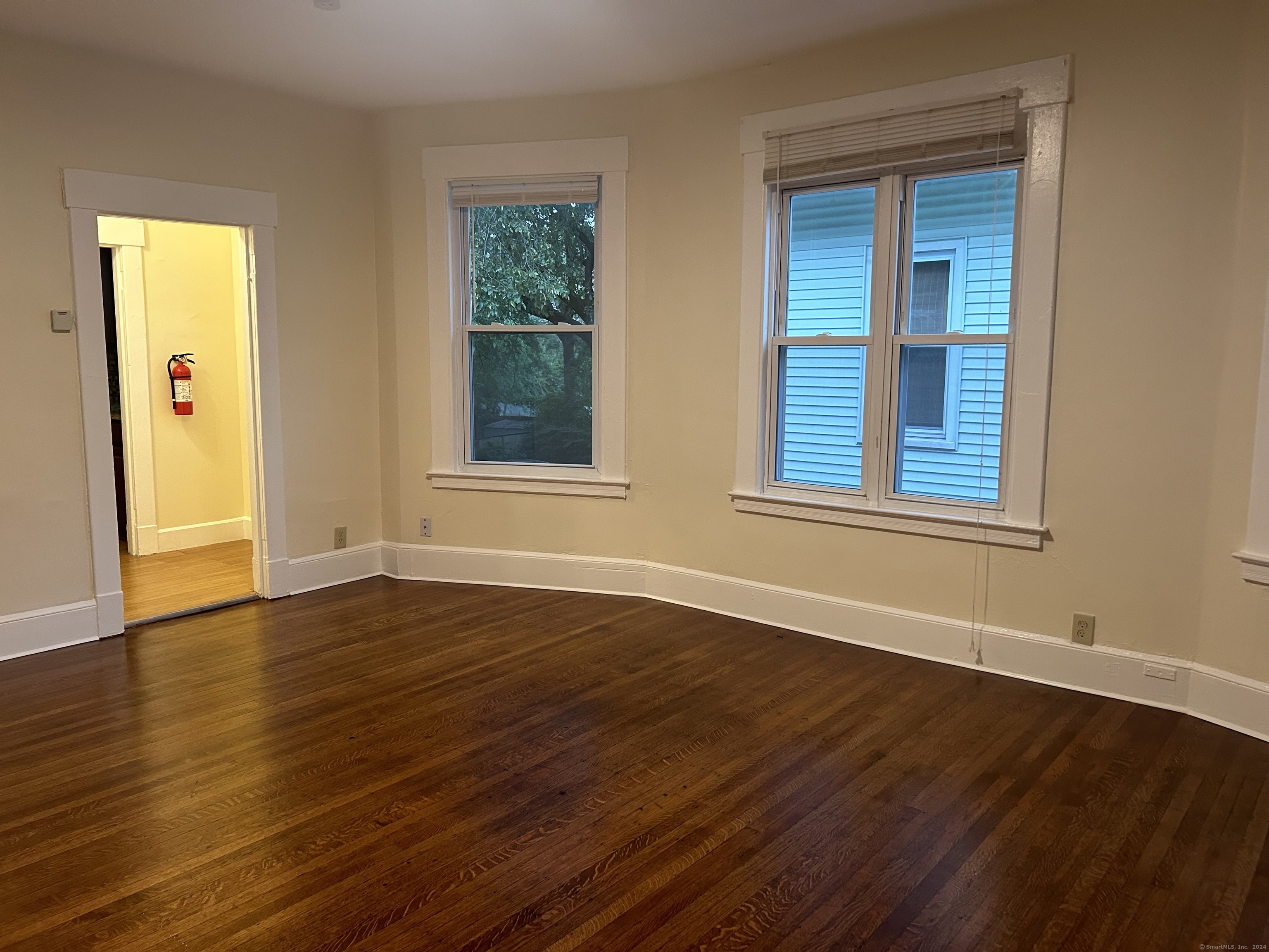 Rental Property at 50 Carmel Street 2, New Haven, Connecticut - Bedrooms: 3 
Bathrooms: 1 
Rooms: 5  - $1,850 MO.