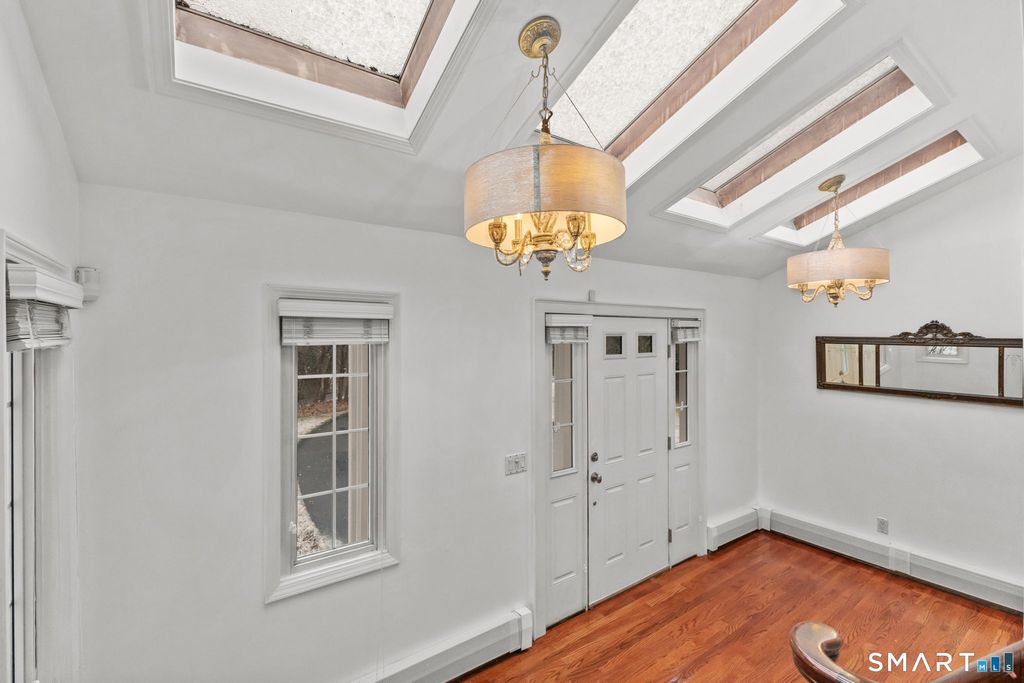 Photo of 1 Driftway, Greenwich, CT 06830 (MLS # 24146269)