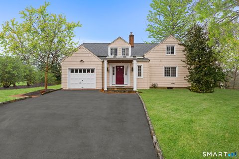 Photo of 1 Driftway, Greenwich, CT 06830 (MLS # 24146269)