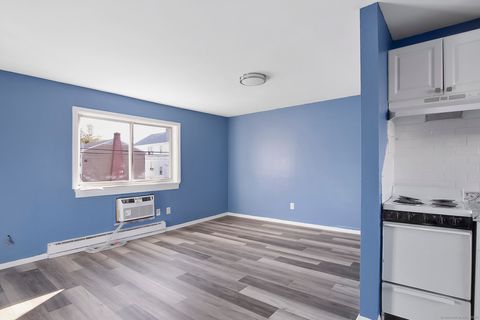 Tiny photo for 36 Woodbury Avenue #1C, Norwalk, CT 06850 (MLS # 24136478)