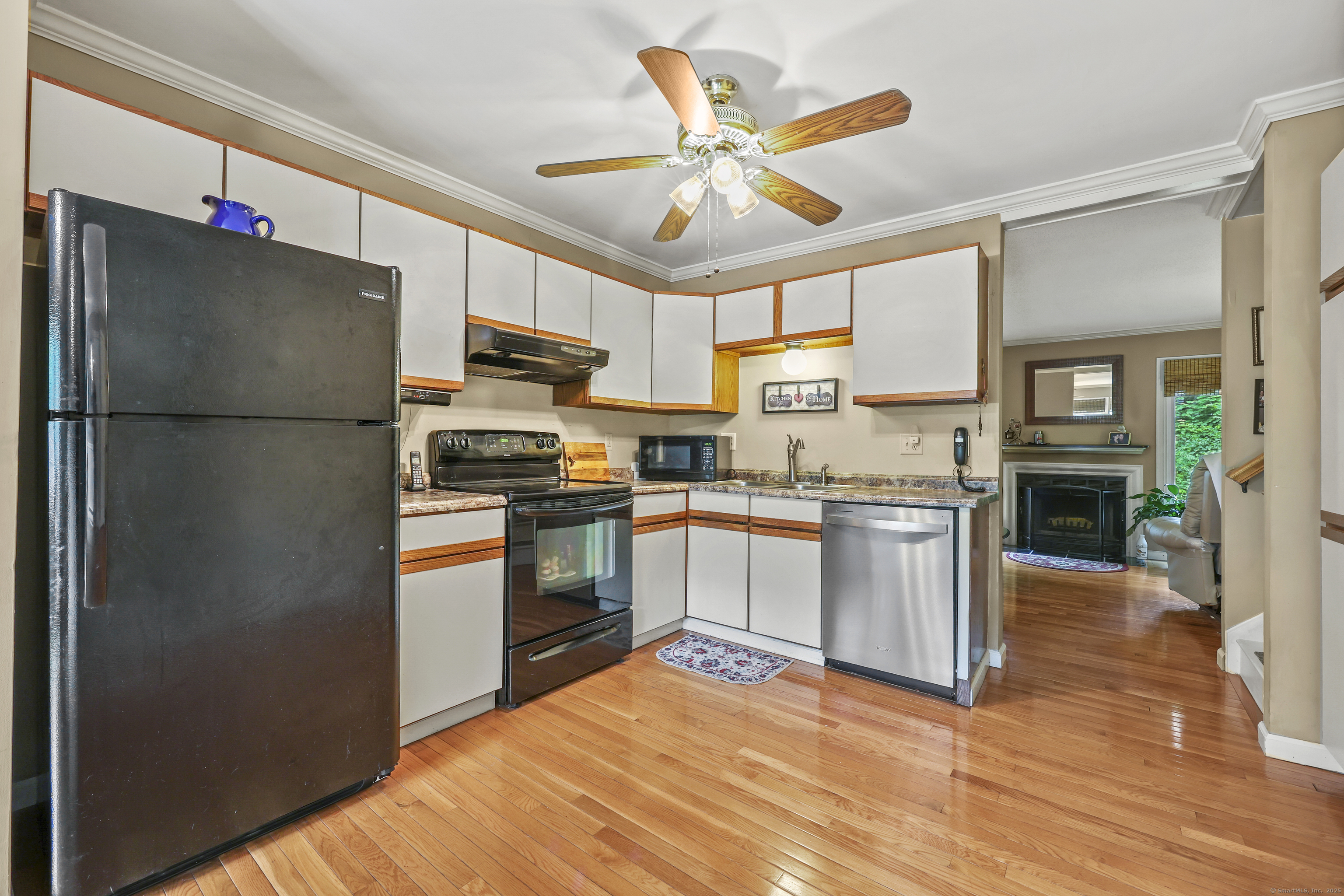 Torrington, Connecticut 06790, United States, 2 Bedrooms Bedrooms, ,2 BathroomsBathrooms,Residential,Active,150251