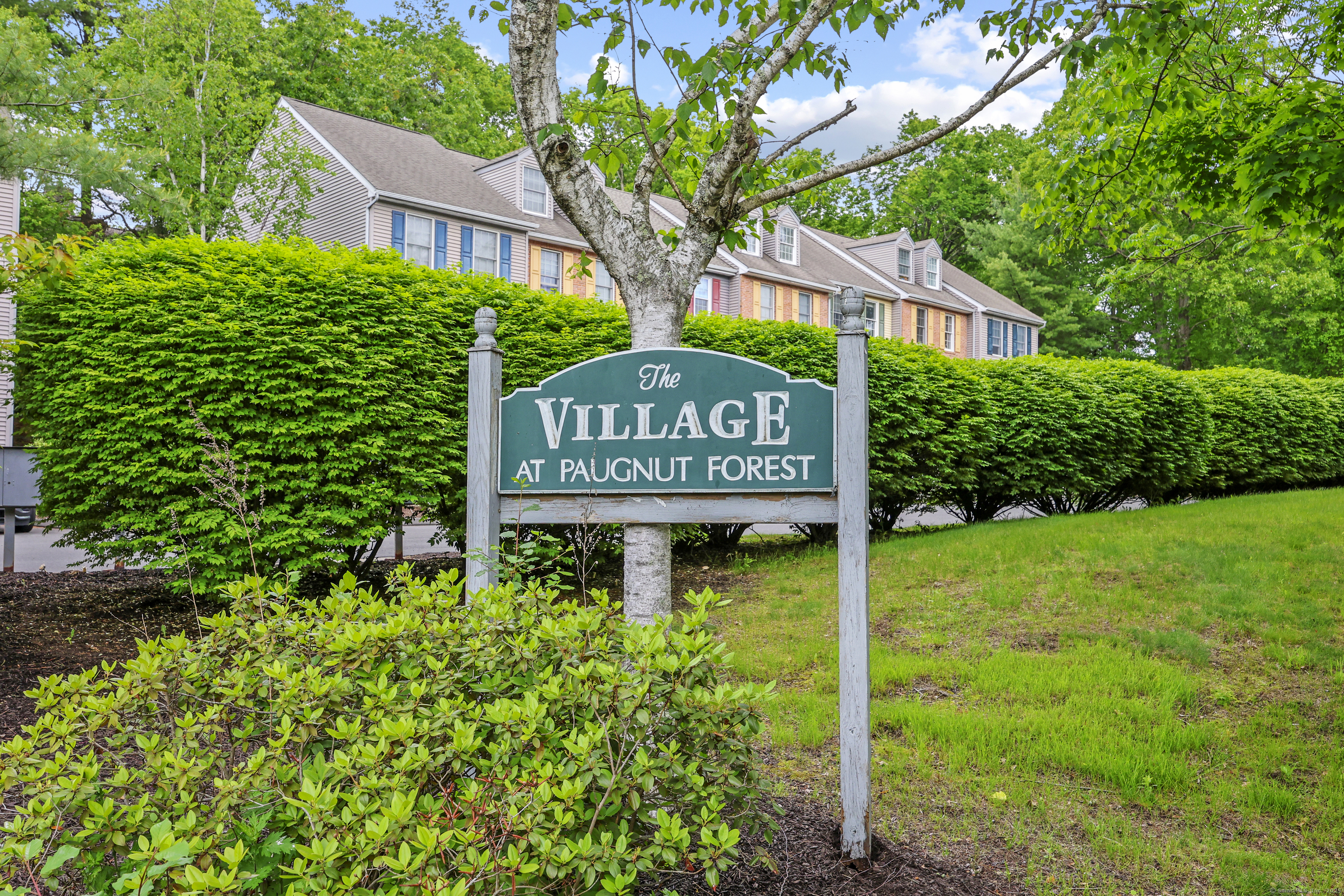Property for Sale at Winsted Road 102, Torrington, Connecticut - Bedrooms: 2 
Bathrooms: 2 
Rooms: 6  - $199,900