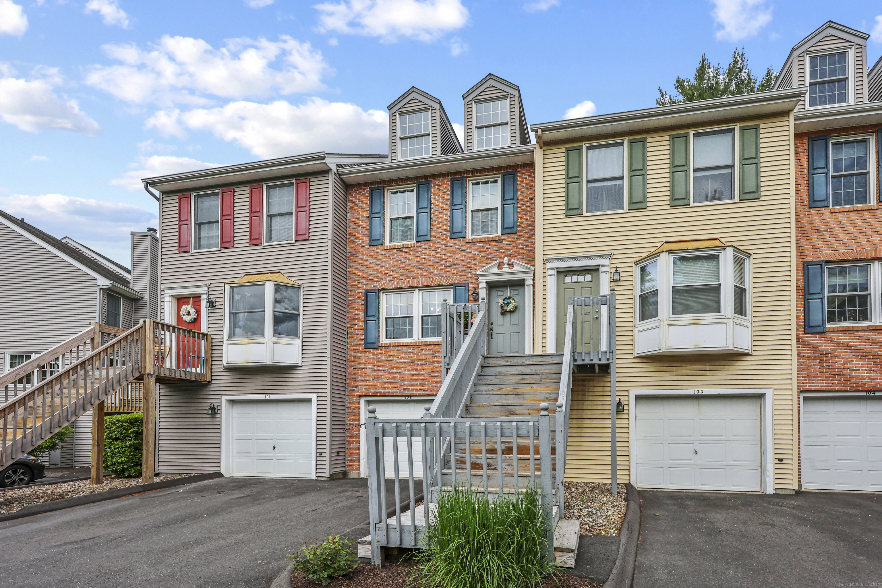 Torrington, Connecticut 06790, United States, 2 Bedrooms Bedrooms, ,2 BathroomsBathrooms,Residential,Active,150251