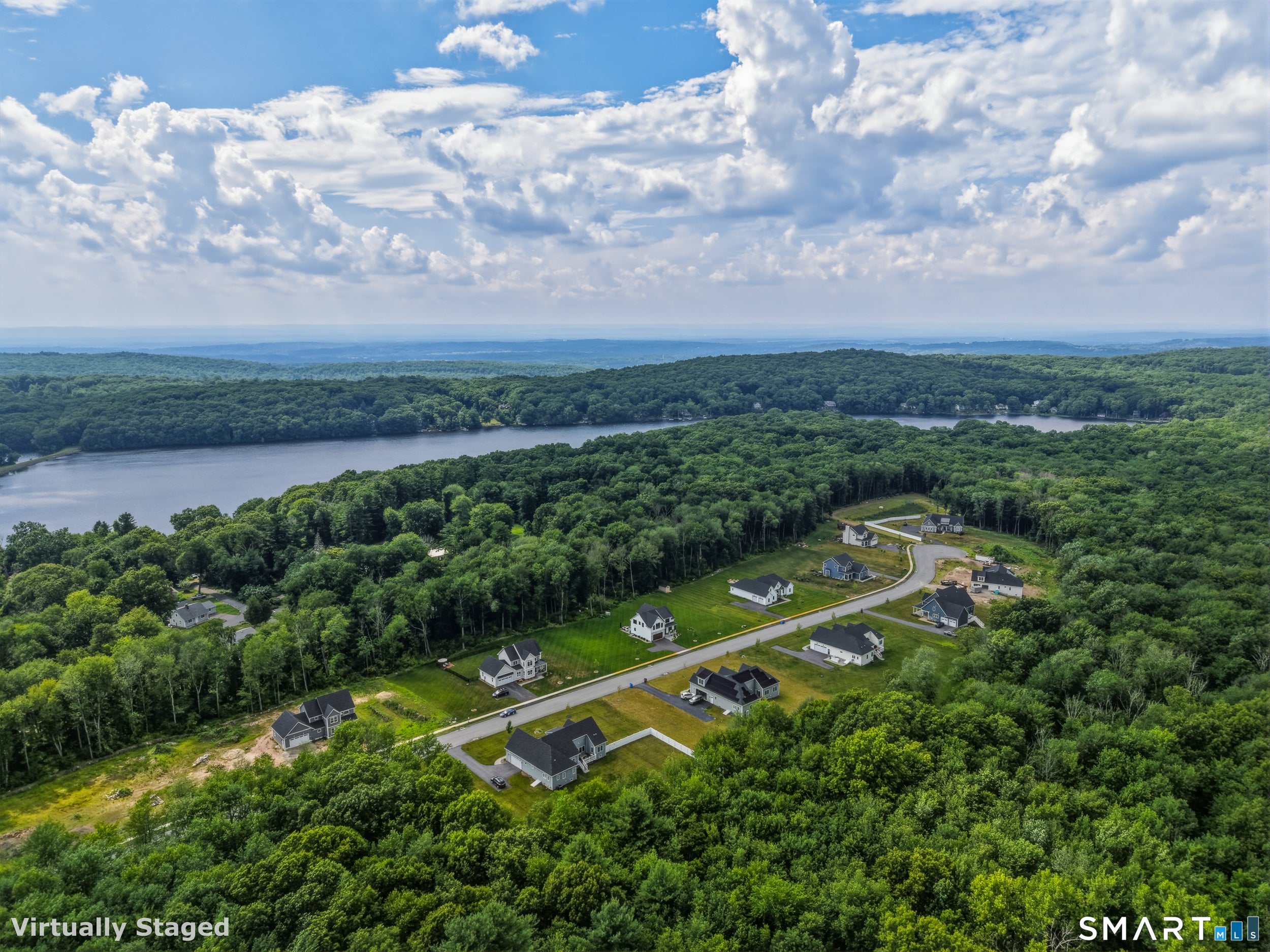 7 Laurelwood Lane