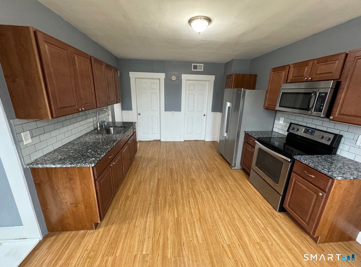 11 Columbia Street 2nd floor