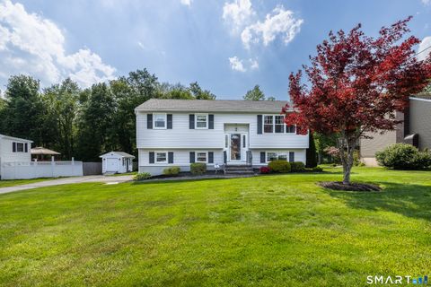 Photo of 14 Hotchkiss Drive, Bristol, CT 06010 (MLS # 24178172)